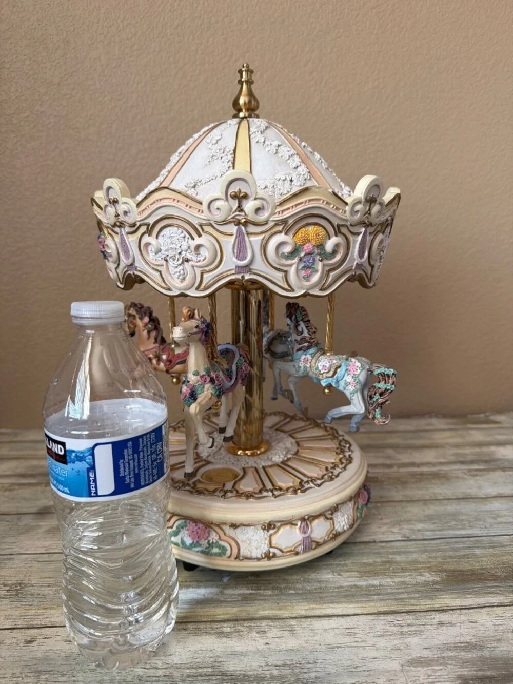 San Francisco Music Box Ltd Ed 4-Horse Carousel Color of Wind E Kamysz w/FLAWS - Picture 2 of 16